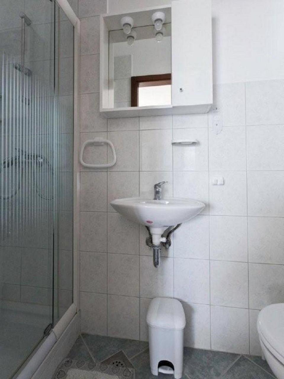 Apartments And Rooms Mirja-Parking Primosten Luaran gambar